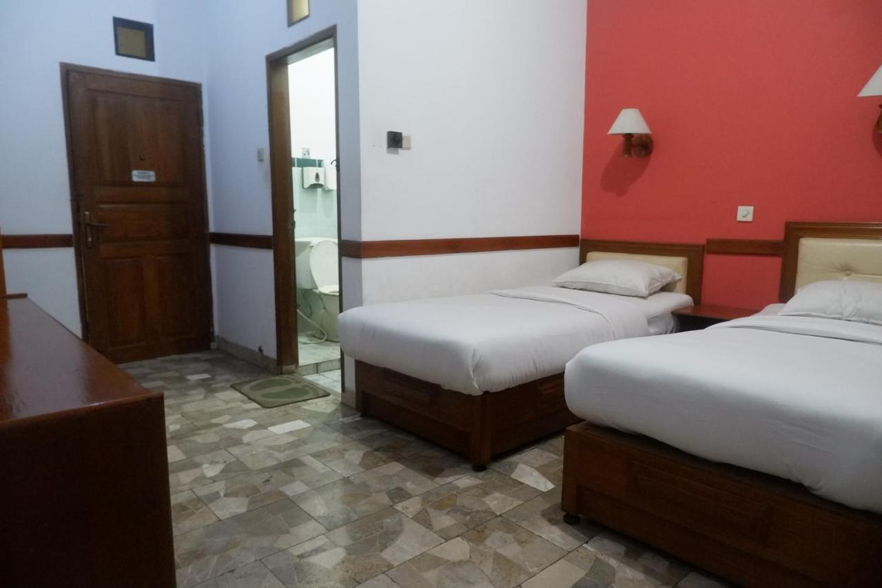 New Bali Indah Hotel Bandung Luaran gambar
